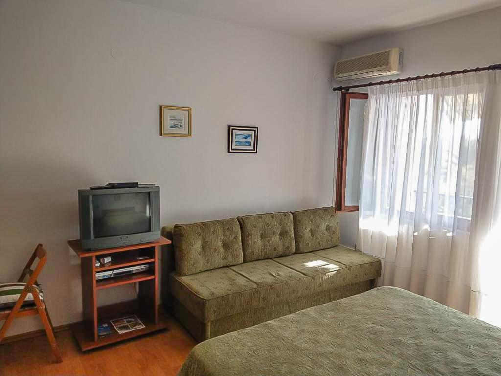Apartman Melis Podgora Exterior foto